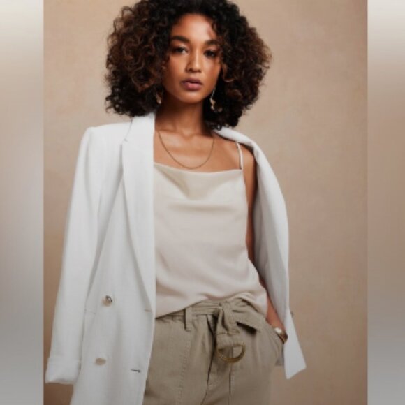 BNWT BANANA REPUBLIC Silky Cowl-Neck Camisole cream - Picture 2 of 5